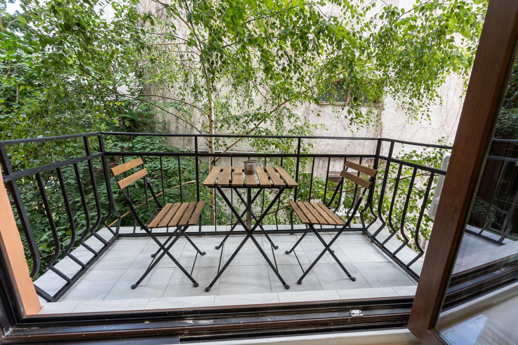 Vitoshka Luxury 2-Br Retreat Apartment Sofia Exterior photo